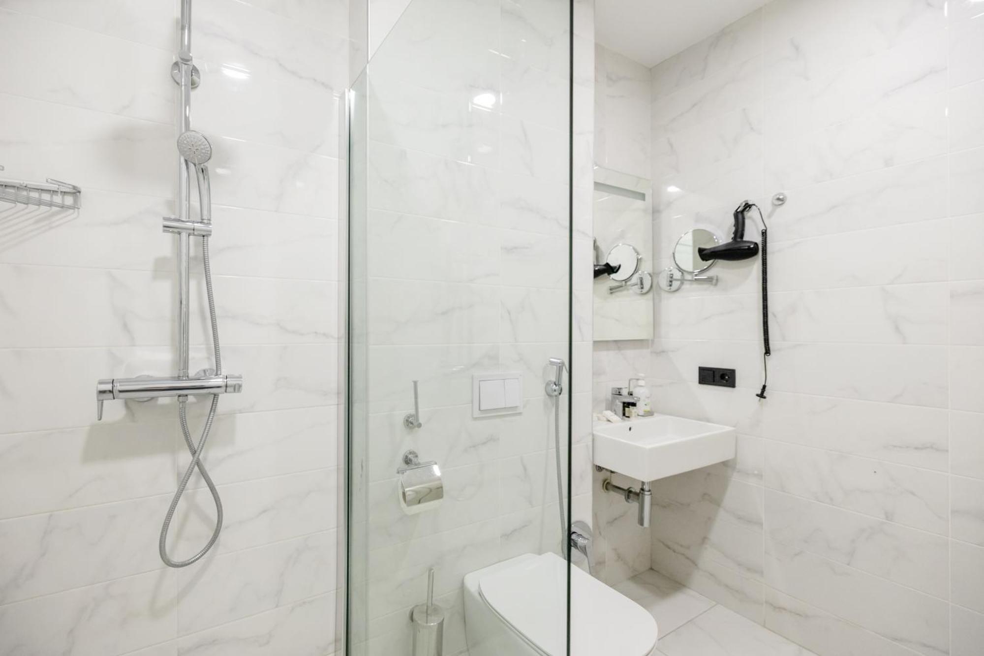 Hotel Brosse Garden Tbilisi Zimmer foto
